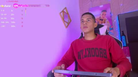 Snapshot of dilam_alfonzo chatting on November 15, 8:16 pm Dilan online show from November 15, 8:16 pm