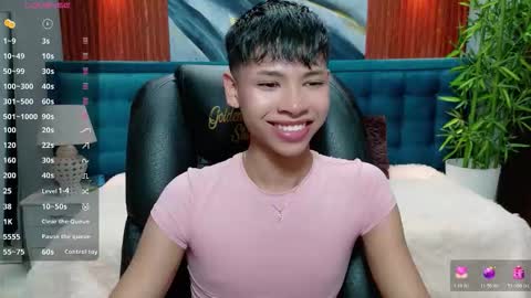  DILAN online show from December 19, 6:59 pm