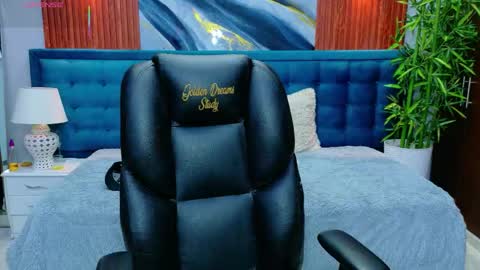 Snapshot of dilan_911 chatting on May 27, 7:00 pm DILAN online show from May 27, 7:00 pm
