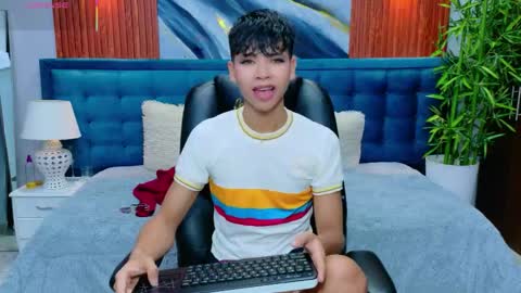 Snapshot of dilan_911 chatting on May 31, 8:32 pm DILAN online show from May 31, 8:32 pm