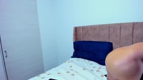 Snapshot of dilan_coy chatting on November 5, 10:10 pm Dilan Coy online show from November 5, 10:10 pm