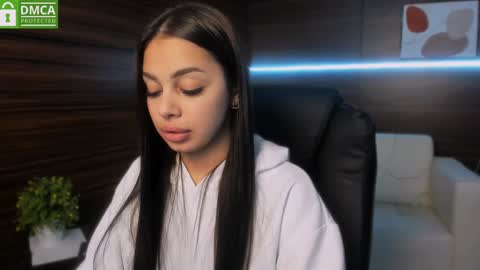 Dilyanude in pvt online show from December 30, 3:13 pm