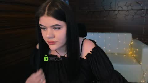 Dilyanude in pvt online show from February 10, 1:33 pm