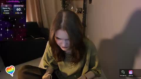 Snapshot of dilara_xbaby chatting on November 10, 2:38 pm Dilara online show from November 10, 2:38 pm