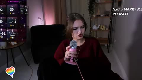 Snapshot of dilara_xbaby chatting on November 12, 2:39 pm Dilara online show from November 12, 2:39 pm