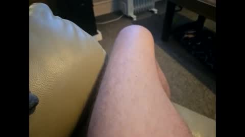 Snapshot of dilf232323 chatting on November 8, 8:25 am Dilf online show from November 8, 8:25 am