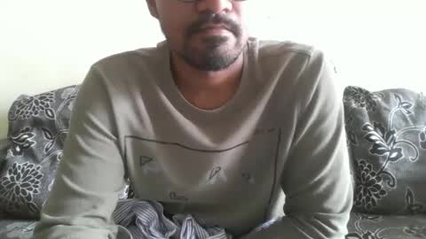 Snapshot of dilip_09 chatting on December 10, 3:09 am dilip_09 online show from December 10, 3:09 am