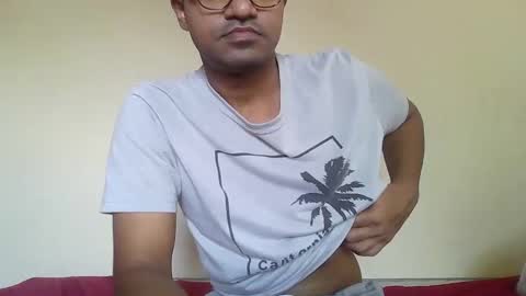 Snapshot of dilip_09 chatting on January 6, 2:37 am dilip_09 online show from January 6, 2:37 am