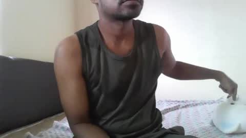 Snapshot of dilip_09 chatting on January 14, 6:24 am dilip_09 online show from January 14, 6:24 am