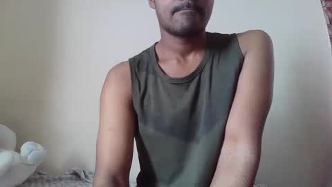 Snapshot of dilip_09 chatting on January 27, 1:48 am dilip_09 online show from January 27, 1:48 am