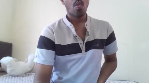 Snapshot of dilip_09 chatting on January 30, 9:47 am dilip_09 online show from January 30, 9:47 am