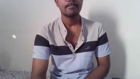 Snapshot of dilip_09 chatting on January 31, 12:17 am dilip_09 online show from January 31, 12:17 am