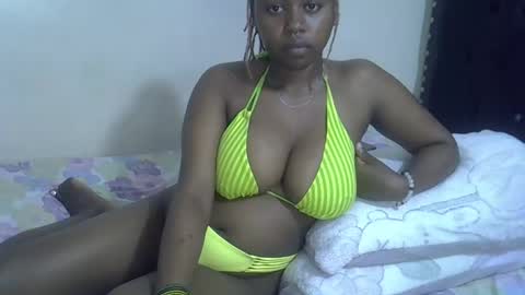 Snapshot of dime010 chatting on February 2, 10:17 pm dime online show from February 2, 10:17 pm