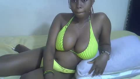 Snapshot of dime010 chatting on February 9, 11:25 pm dime online show from February 9, 11:25 pm