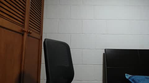 Dimitri online show from February 13, 5:03 am