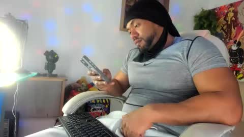 dimitry kyle mucle online show from October 18, 1:08 am
