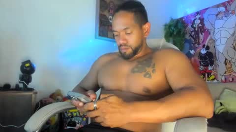 dimitry kyle mucle online show from October 21, 11:38 pm