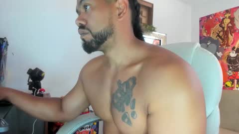 Snapshot of dimitry_muscle chatting on November 2, 12:51 pm dimitry kyle mucle online show from November 2, 12:51 pm