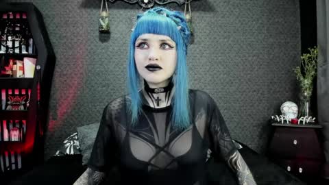 Snapshot of dimmuanddarkness chatting on December 28, 7:22 pm dimmuanddarkness online show from December 28, 7:22 pm