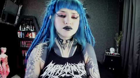 Snapshot of dimmuanddarkness chatting on January 4, 9:52 pm dimmuanddarkness online show from January 4, 9:52 pm