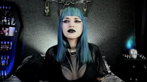 Snapshot of dimmuanddarkness chatting on January 30, 2:38 am dimmuanddarkness online show from January 30, 2:38 am