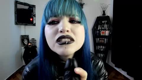 Snapshot of dimmuanddarkness chatting on September 24, 7:23 am dimmuanddarkness online show from September 24, 7:23 am