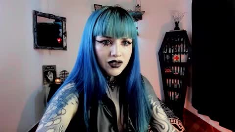 Snapshot of dimmuanddarkness chatting on October 17, 9:23 am dimmuanddarkness online show from October 17, 9:23 am