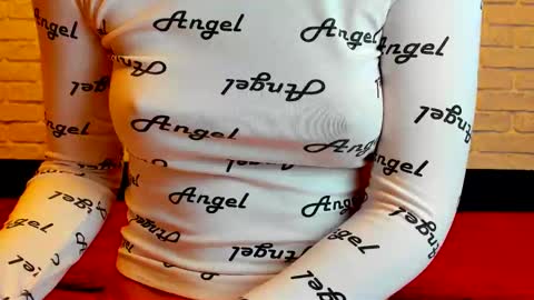Snapshot of dimond_lo chatting on October 12, 7:18 am DimondLo online show from October 12, 7:18 am