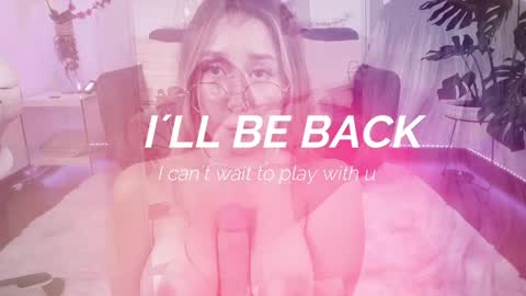   online show from December 3, 3:44 pm