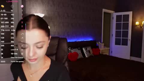 dinacandy online show from September 25, 10:19 am