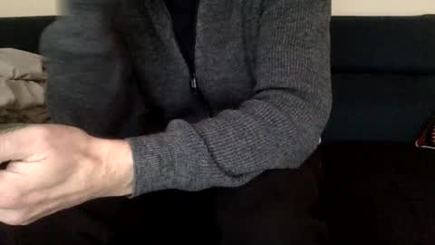 Snapshot of dinnerout1111 chatting on January 20, 8:30 am dinnerout1111 online show from January 20, 8:30 am