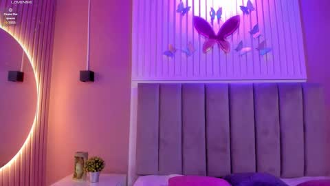 Cristal  online show from October 15, 4:01 am