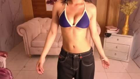 Snapshot of diosa_idin_s1 chatting on May 8, 8:36 pm Diosa online show from May 8, 8:36 pm
