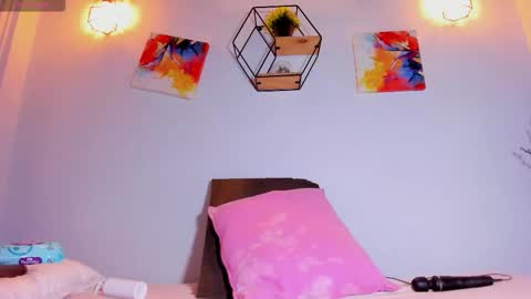 Snapshot of diosahorny69 chatting on December 3, 12:03 pm Karla online show from December 3, 12:03 pm