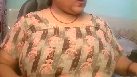 Snapshot of dipa2345 chatting on November 9, 6:12 am dipa2345 online show from November 9, 6:12 am