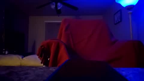 Snapshot of dipstik11 chatting on October 5, 6:45 am DIPSTIK online show from October 5, 6:45 am