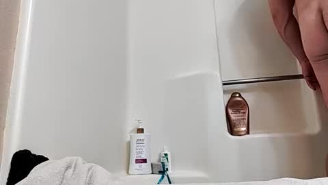 Snapshot of dipstik11 chatting on October 23, 8:57 am DIPSTIK online show from October 23, 8:57 am