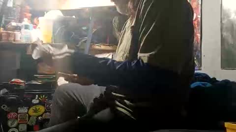 Snapshot of dirtmcgirt82 chatting on December 7, 11:07 am dirtmcgirt82 online show from December 7, 11:07 am