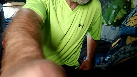 Snapshot of dirtmcgirt82 chatting on December 13, 8:20 am dirtmcgirt82 online show from December 13, 8:20 am