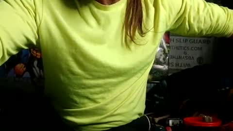 Snapshot of dirtmcgirt82 chatting on January 23, 8:46 am dirtmcgirt82 online show from January 23, 8:46 am