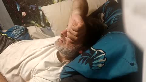 Snapshot of dirtmcgirt82 chatting on February 6, 7:07 pm dirtmcgirt82 online show from February 6, 7:07 pm