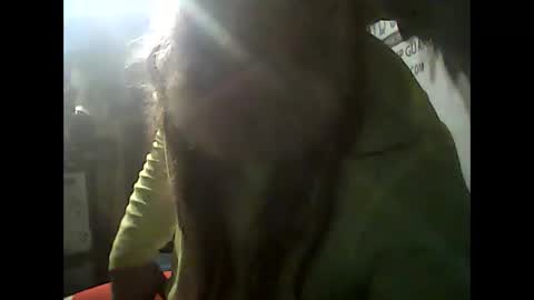 Snapshot of dirtmcgirt82 chatting on November 25, 8:47 am dirtmcgirt82 online show from November 25, 8:47 am