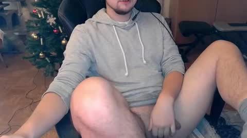 Snapshot of dirty_fun_boy chatting on January 7, 9:40 am dirty_fun_boy online show from January 7, 9:40 am