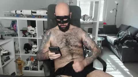 Robert online show from November 5, 11:10 am