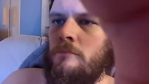 Snapshot of dirtydogsday chatting on January 4, 3:39 pm Dirtydog online show from January 4, 3:39 pm