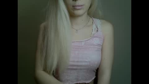 DitaMilton online show from December 28, 8:58 pm