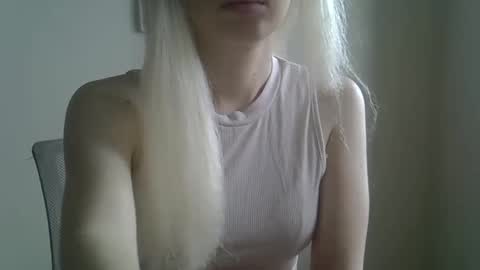 DitaMilton online show from October 16, 9:21 am