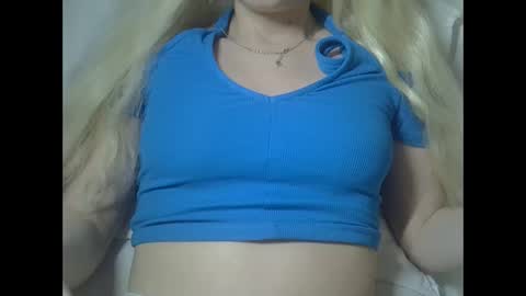 DitaMilton online show from January 15, 7:50 pm