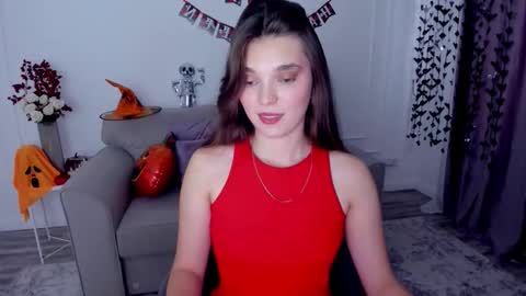 Hannah online show from October 29, 4:48 am