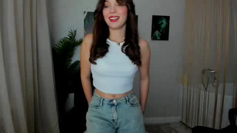 Hannah online show from November 30, 3:54 am